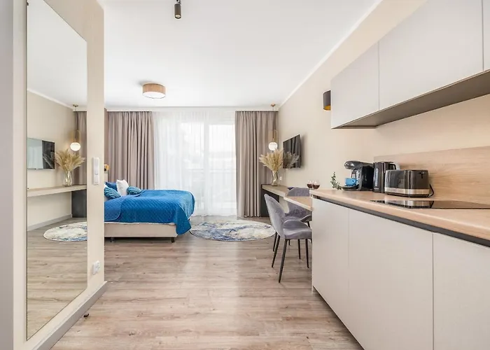 Blue Seashell Bel Mare Near The By Renters مينززدرويه